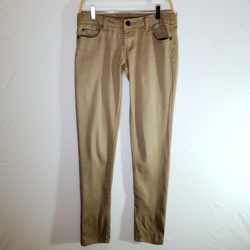 Celebrity Pink Khaki Stright Leg Pant